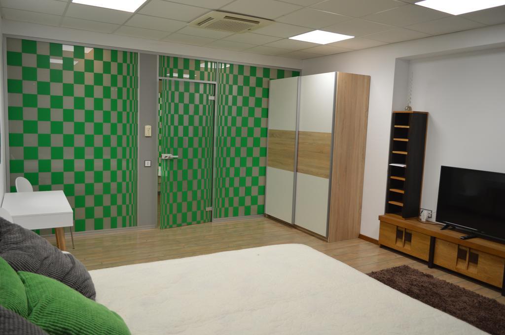 Vasarely Luxury Flat Apartment Satu Mare Exterior photo